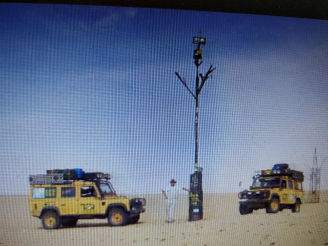 Arboles miticos. el poste de teneré